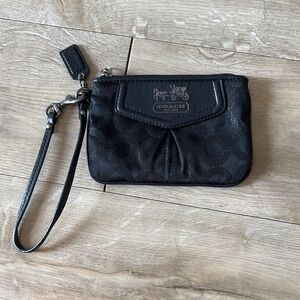 Coach Signature Black Wristlet
